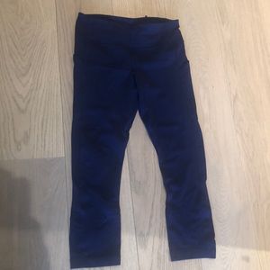 navy lulu lemon leggings with pockets